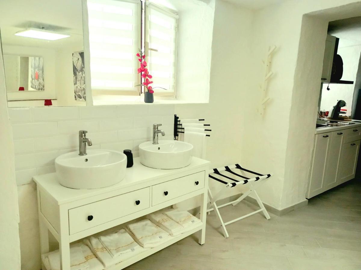 Ombrellorosso Appartement Cagliari Buitenkant foto