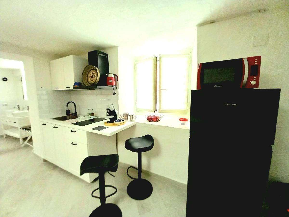 Ombrellorosso Appartement Cagliari Buitenkant foto