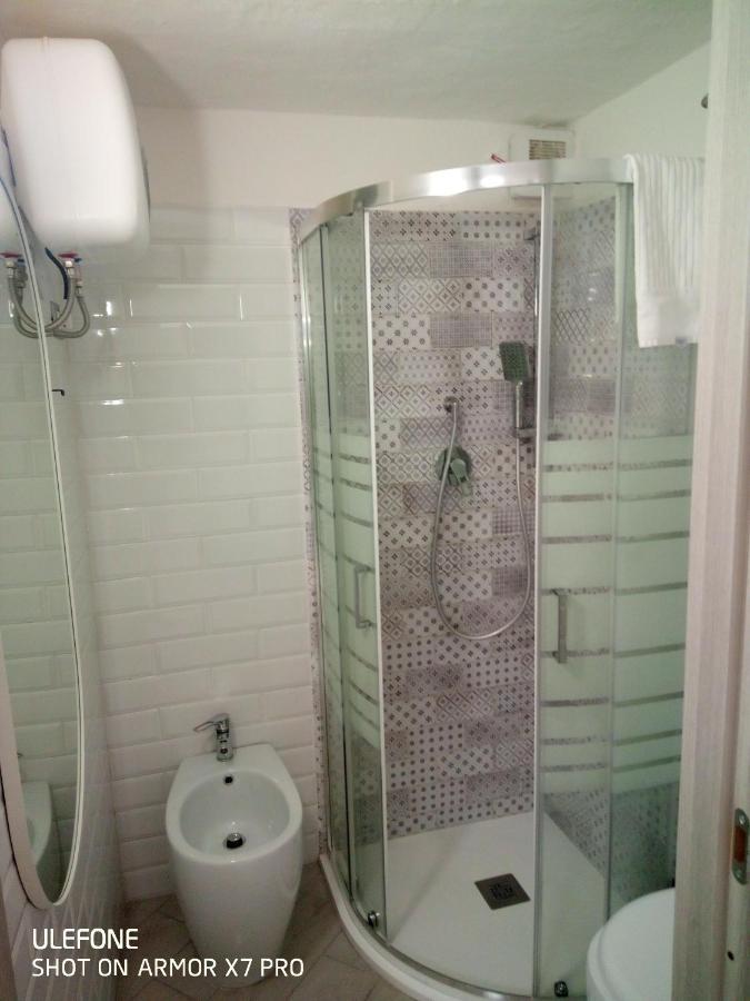 Ombrellorosso Appartement Cagliari Buitenkant foto
