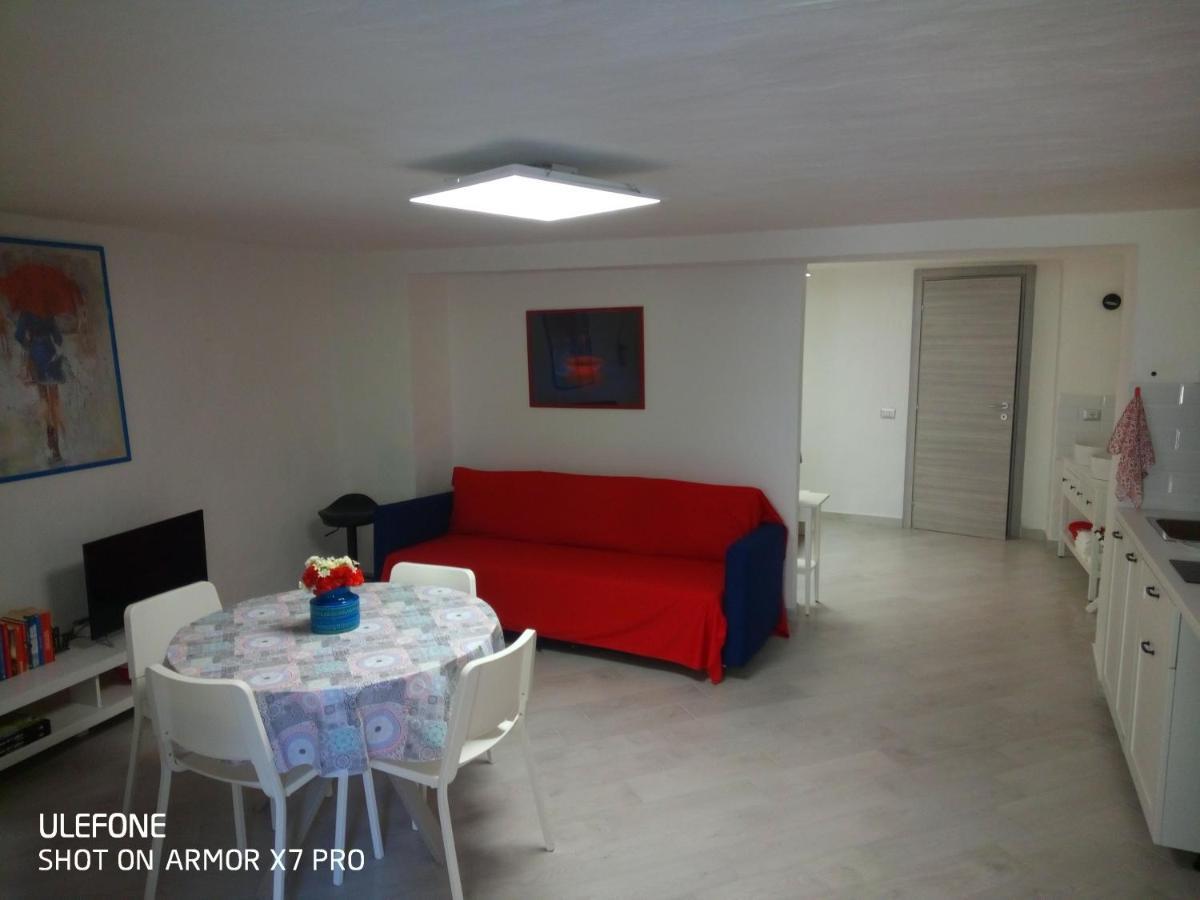 Ombrellorosso Appartement Cagliari Buitenkant foto